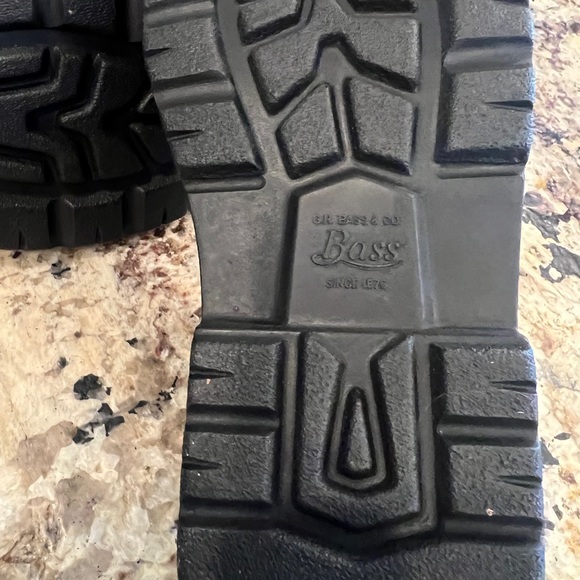 men’s shoes- sandals- new never been used -GH Bass - Picture 12 of 13